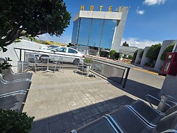 Hotel Alcampo