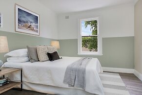 Native Rose Hotel