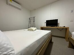 GL Hostal