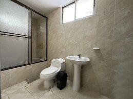 GL Hostal