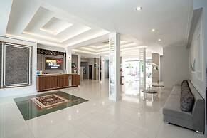 Front One HK Resort Semarang