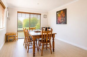 Family Oasis At Busselton