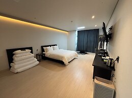 HOTEL DEOKYEONG