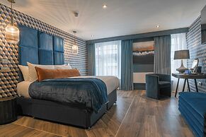Howfield Hotel