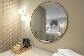 Howfield Hotel