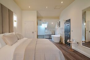 Howfield Hotel