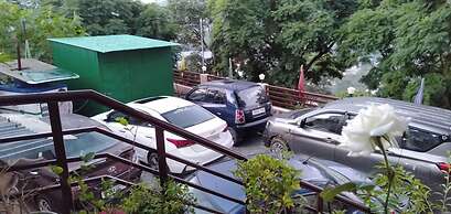 Goroomgo Hotel Hill View Homes Bhimtal