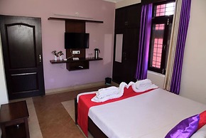 Goroomgo Hotel Hill View Homes Bhimtal