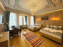 Eagle's Nest Boutique Hotel