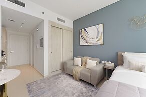 Marco Polo - New Studio | Private Beach | Infinity pool With View