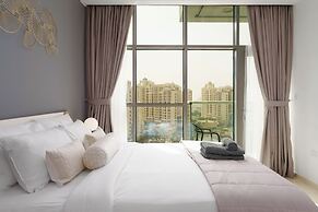 Marco Polo - New Studio | Private Beach | Infinity pool With View
