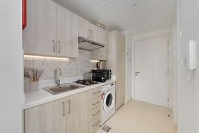 Marco Polo - New Studio | Private Beach | Infinity pool With View
