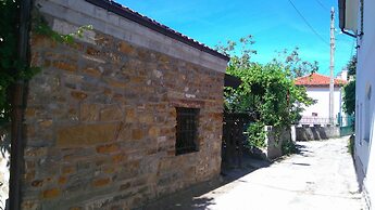Room-romantic Eco-lodge in the Heart of
