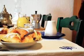 Room-romantic Eco-lodge in the Heart of