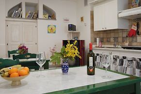 Room-romantic Eco-lodge in the Heart of