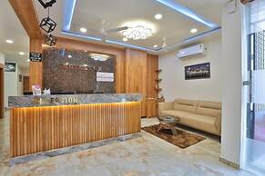 Hotel TGR Rooms