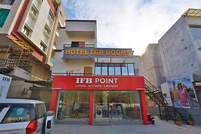 Hotel TGR Rooms