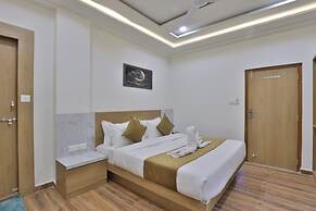 Hotel TGR Rooms