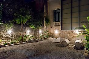 Aigli Seafront Loft-bespoke Design Gem