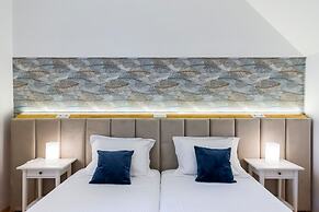 Aigli Seafront Loft-luxury Design Retreat