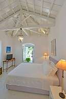 A Sea-licious Vacation - Chic Style in Hydra