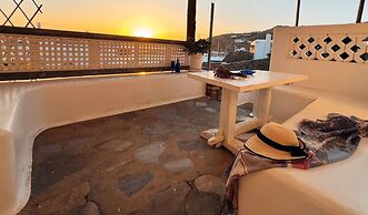 Mykonos Violet Nest - Sea View Escape