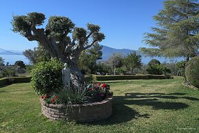 Nerotrivia Villa - Ocean Panorama and Lush Gardens