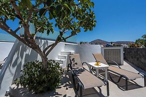 Yiota Collection  4 Suites & 4 Prive Jacuzzi