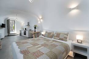 Yiota Collection  4 Suites & 4 Prive Jacuzzi