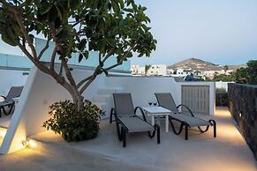 Yiota Collection  4 Suites & 4 Prive Jacuzzi