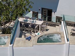 Yiota Collection  4 Suites & 4 Prive Jacuzzi
