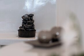 Yiota Collection  4 Suites & 4 Prive Jacuzzi