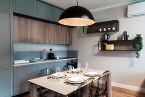 Marinetti Suite 7