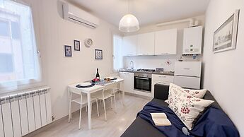Maison De La Brodeuse by Ca-sa Check