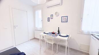 Maison De La Brodeuse by Ca-sa Check