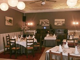 LOGIS Hôtel Le Merle Blanc