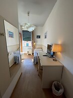 HOTEL ARISTON
