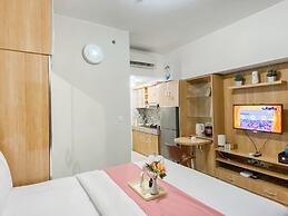 Well Designed Studio Springlake Summarecon Bekasi Apartment