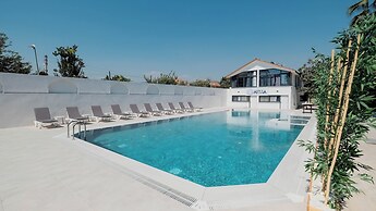 Asilla Hotel
