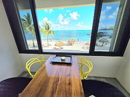 Oceanfront Condo at Unique Location