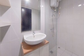 Good And Comfy Studio At Casa De Parco Apartment