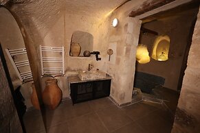 Potamia Cave Suites