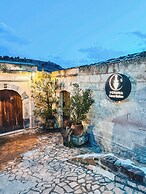 Potamia Cave Suites