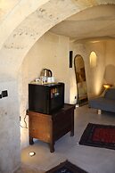 Potamia Cave Suites