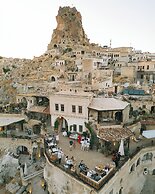 Potamia Cave Suites
