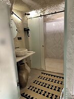 Potamia Cave Suites