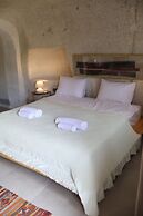 Potamia Cave Suites