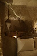 Potamia Cave Suites