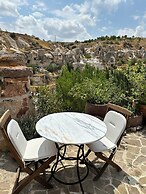 Potamia Cave Suites