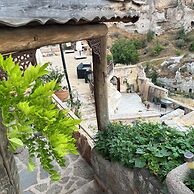 Potamia Cave Suites